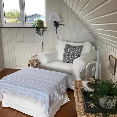 Hyggeligt Med Havudsigt Nyaraló *