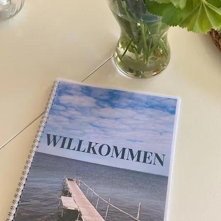 Hyggeligt Med Havudsigt Nyaraló *