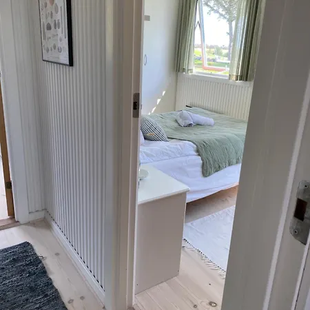 Hyggeligt Med Havudsigt Nyaraló *