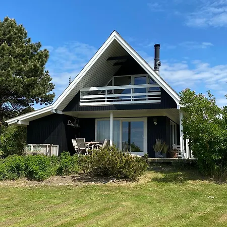 Hyggeligt Med Havudsigt Nyaraló