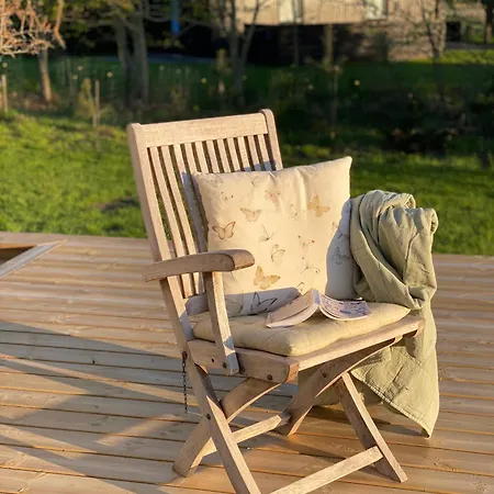 Tatil Evi Hyggeligt I Det Fynske Ohav 100 M Til Vandet Med Badebro Nordenbro Vesteregn