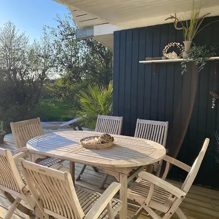 Hyggeligt I Det Fynske Ohav 100 M Til Vandet Med Badebro Tatil Evi *
