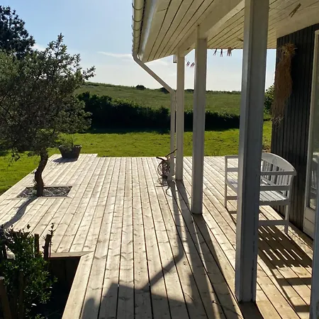Hyggeligt I Det Fynske Ohav 100 M Til Vandet Med Badebro Tatil Evi Nordenbro Vesteregn